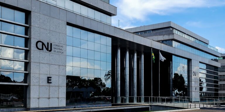 CNJ e CNMP Aprovam Novos Benefícios para Juízes e Membros do MP Crédito: © Rafa Neddermeyer/Agência Brasil